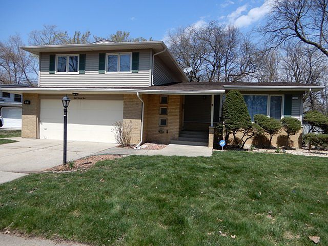 1st image of 835 W Westwood Dr