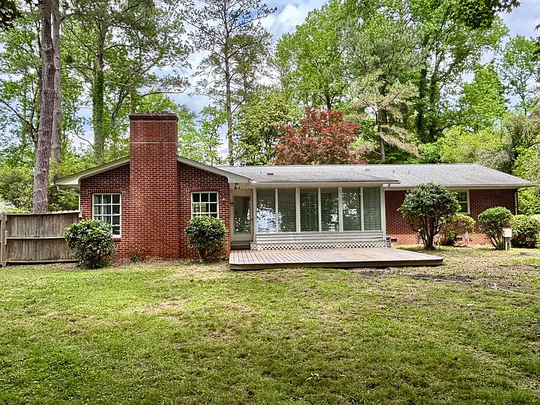 1209 Green Springs Rd — Photo 16