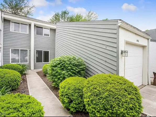 1496 Bobby Ln, Westlake, OH 44145