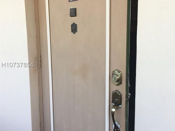 2nd image of 950 Hillcrest Dr APT 214