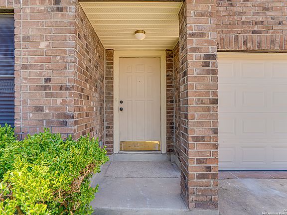 3rd image of 5915 WALNUT MILL DR