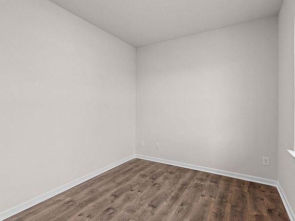 2nd image of 1122 Aviator Lane