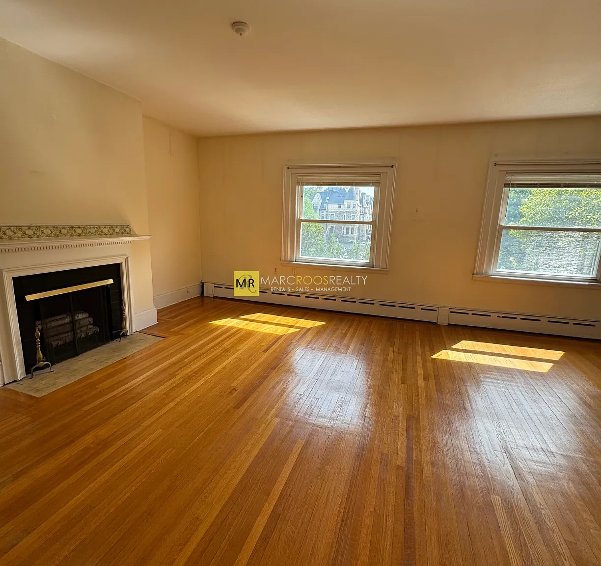 2 bed, 2.5 bath, 2200 sqft, $4,750 — Photo 4