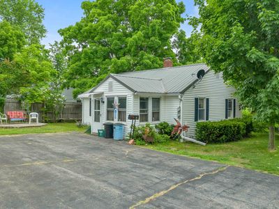 19 Isabella St, Laconia, NH, 03246