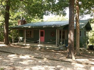 106 Crestwood Dr, Eureka Springs, AR 72631