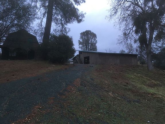 Barn