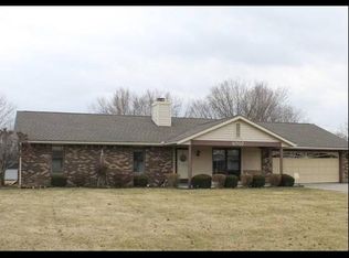 8707 W Thorn Tree Rd, Muncie, IN 47304