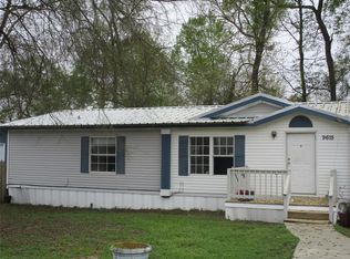 9615 Maple Ridge Dr, Willis, TX 77318