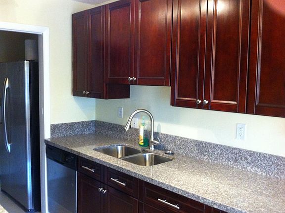 2nd image of 912 Mandarin Isle