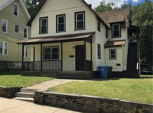 15 Oak St, Norwich, CT 06360