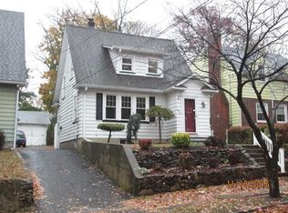 230 Woodward Ave, Rutherford, NJ 07070