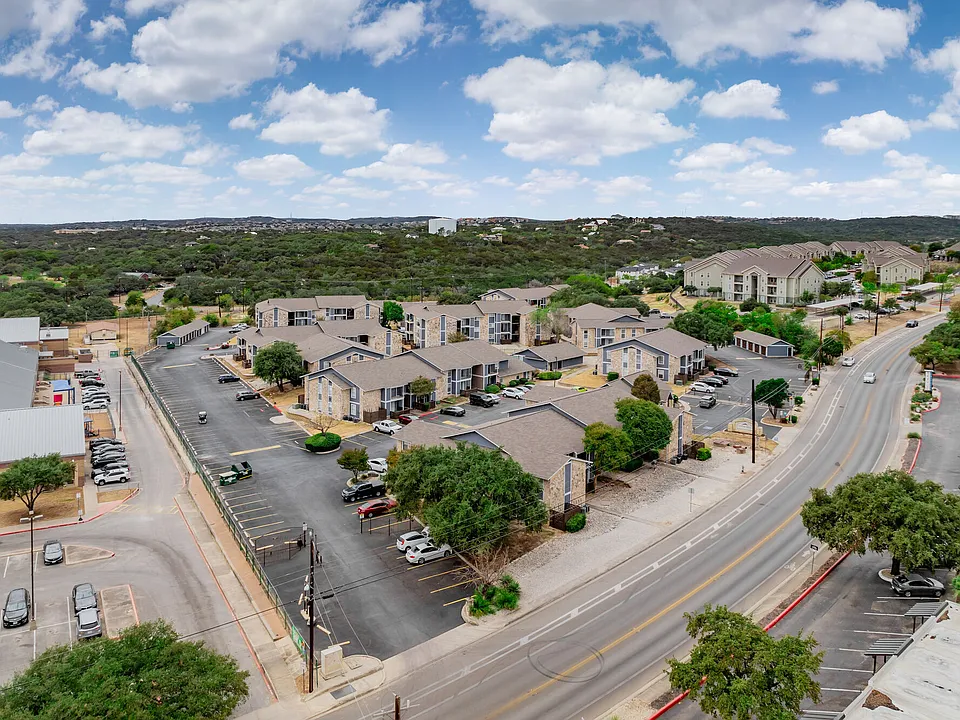 Chase Hill Apartments