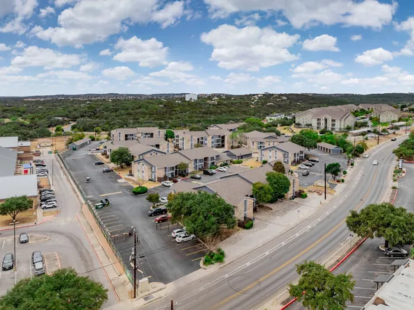 Chase Hill Apartments