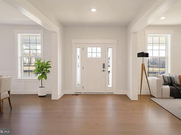 3rd image of 11307 Eliana Ct