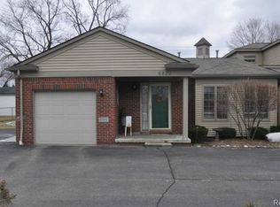 6220 N Newburgh Rd #33, Westland, MI 48185