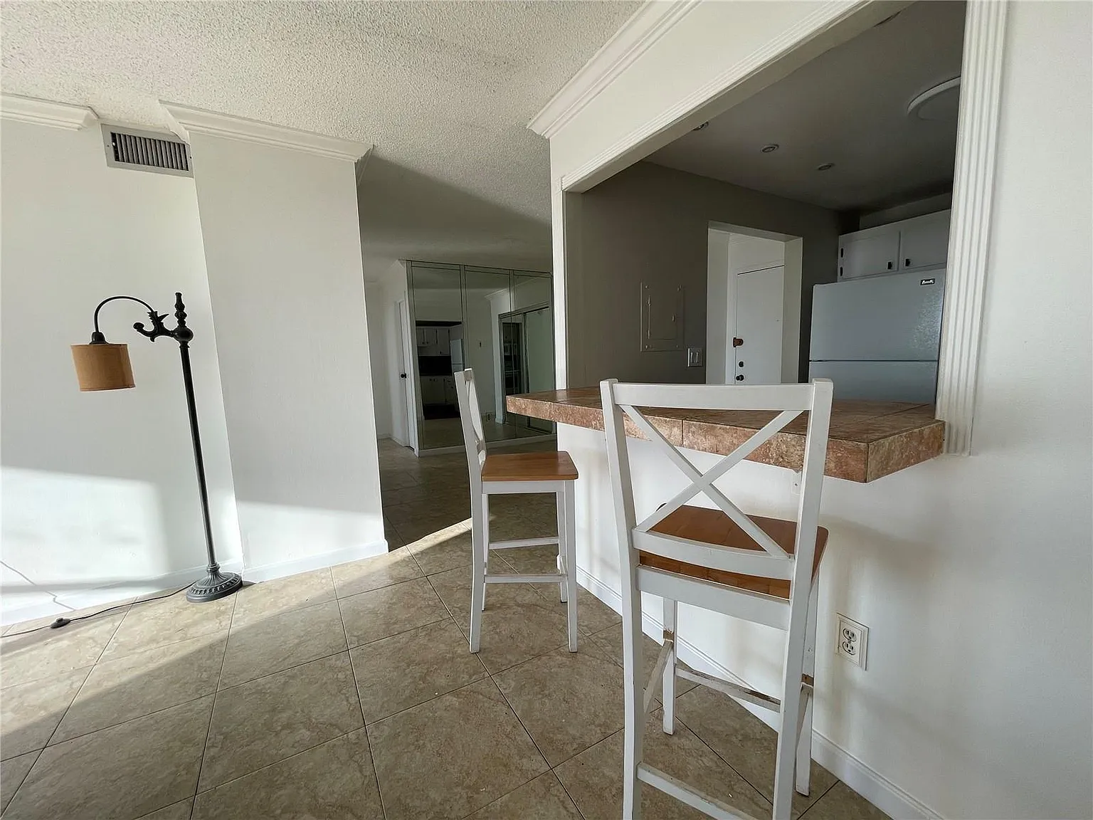 16950 W Dixie Hwy — Photo 4