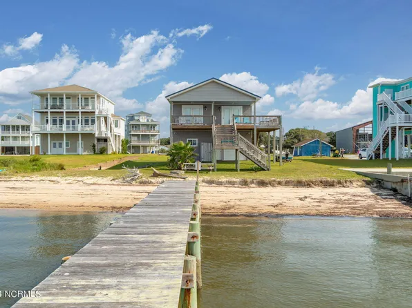 130 S Ferry Dock Road, Harkers Island, NC 28531