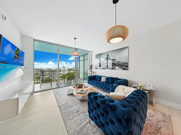 2411 Laguna Cir #2010, Miami, FL 33181