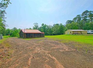 120 Bluebird Ln, Burkeville, TX 75932