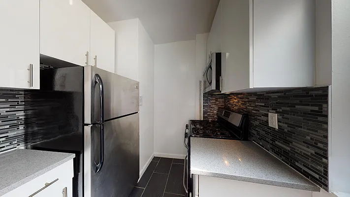 Rented by Bond New York | media 9