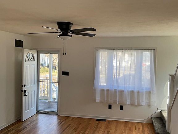 4th image of 22 Thorntown Ln