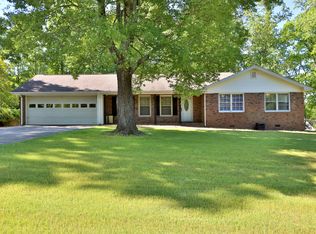 4047 Chestnut Dr, Flowery Branch, GA 30542