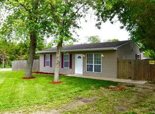 883 Twin Oaks Dr, Hillsboro, MO 63050