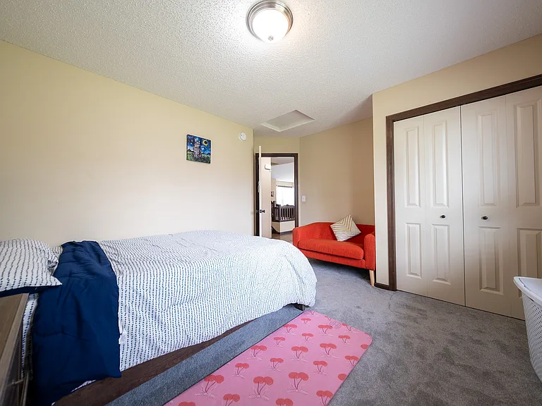 1635 Breton St — Photo 27
