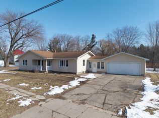 302 N Preston Ave, Reedsburg, WI 53959