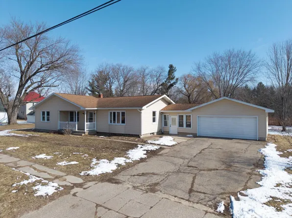 302 N Preston Ave, Reedsburg, WI 53959