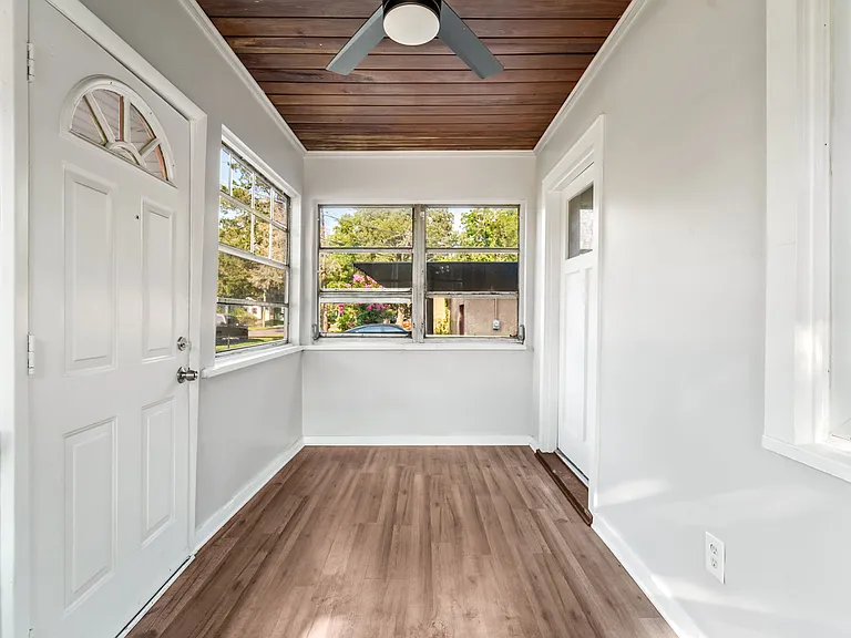 3546 Hibiscus St — Photo 5