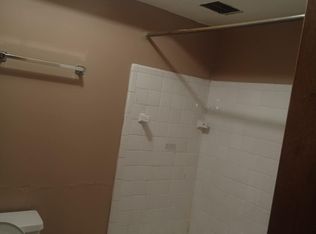 1221 N Union St APT 2, Fostoria, OH 44830