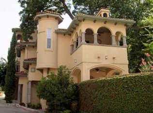 1529 Barton Springs Rd APT 30, Austin, TX 78704