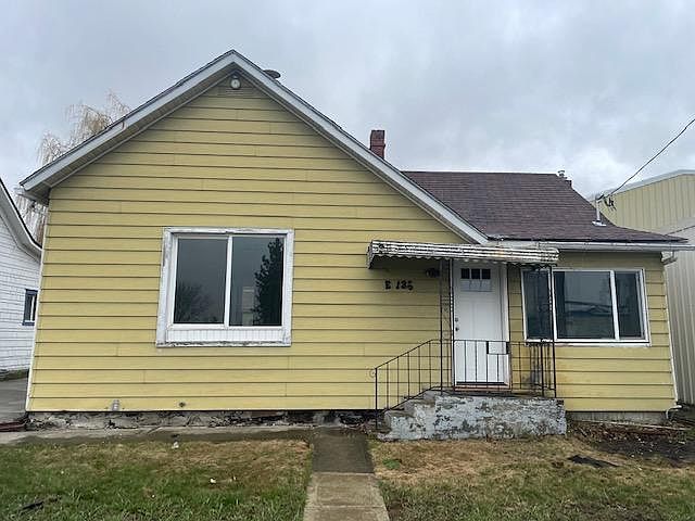 1st image of 135 E Broadway