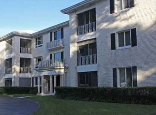 2825 Granada Blvd APT 2B, Coral Gables, FL 33134