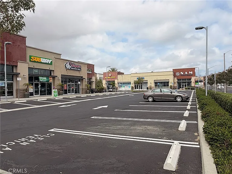 1508 W Artesia Sq #B — Photo 40