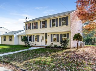 5 Gilbert Rd, Old Saybrook, CT 06475