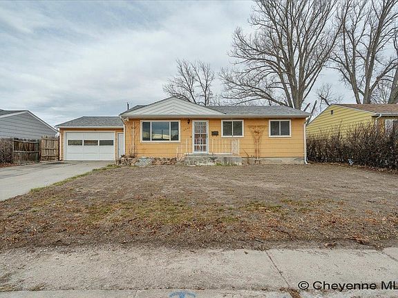 2nd image of 4022 E 7th St