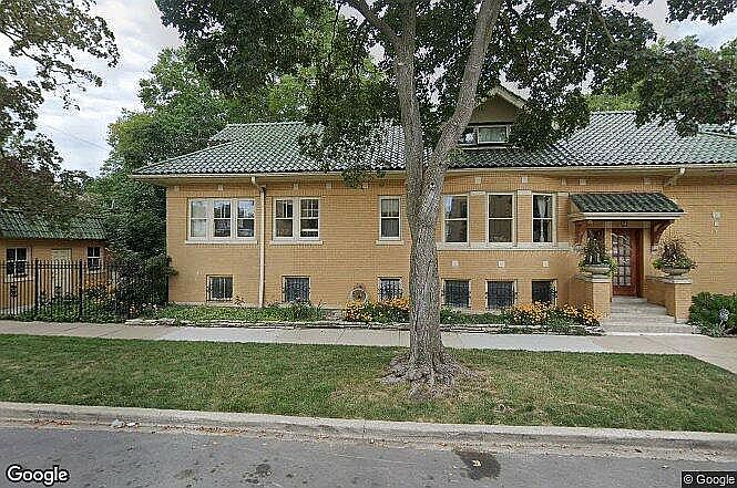 1st image of 5500 N Sawyer Ave #1