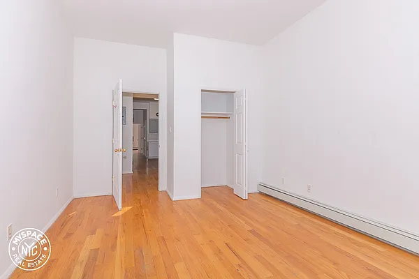 Rented by MySpaceNYC | media 9
