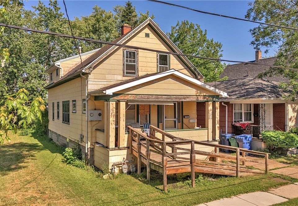 1st image of 27 Sattler Ave