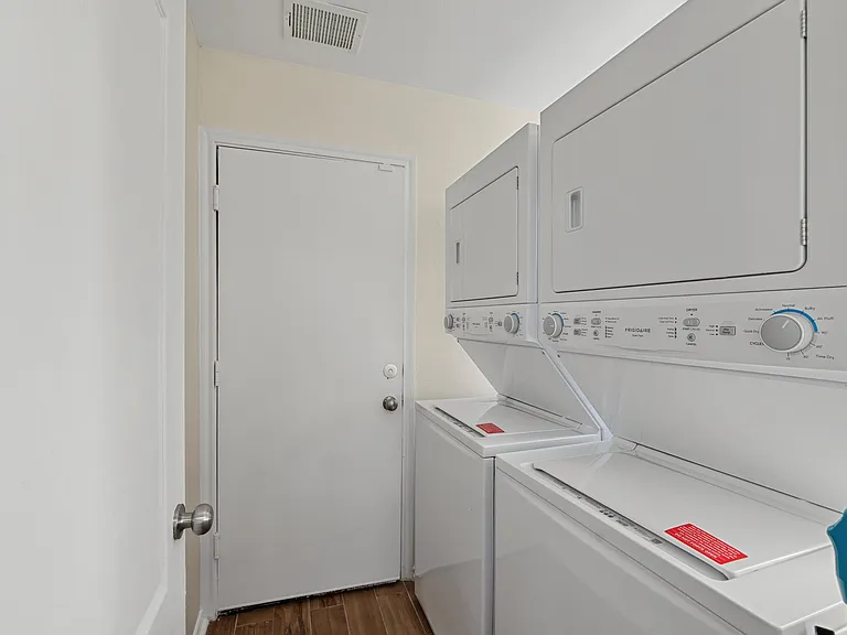 2 Sets of Washer & Dryer