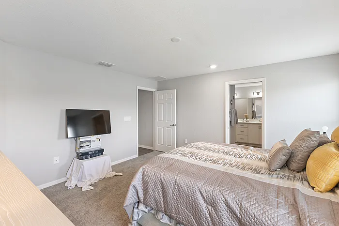 2172 Desert Rose Dr — Photo 13