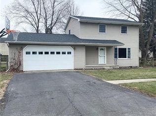 1745 Olney Ave, Findlay, OH 45840