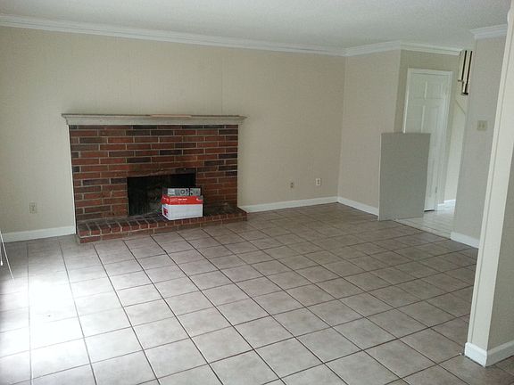 2nd image of 3356 Cristil St