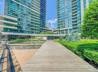 33 Bay St #1403, Toronto, ON M5J 2Z3