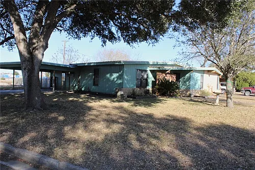 740 Santa Clara Dr Photo 1