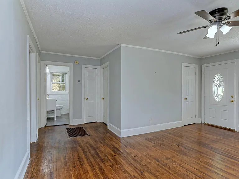 4329 Dinglewood Ave — Photo 21