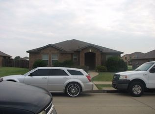645 Rain Lily Dr, Desoto, TX 75115