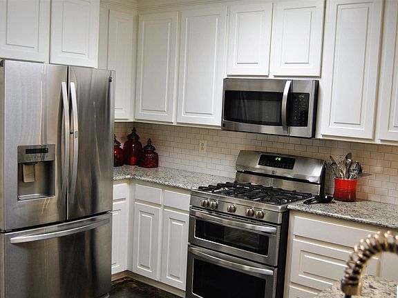 4th image of 126 Dove Dr